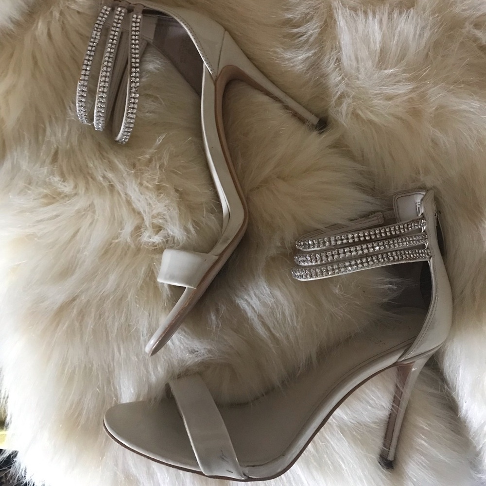 GUESS CRYSTAL ANKLE NUDE HEELS
